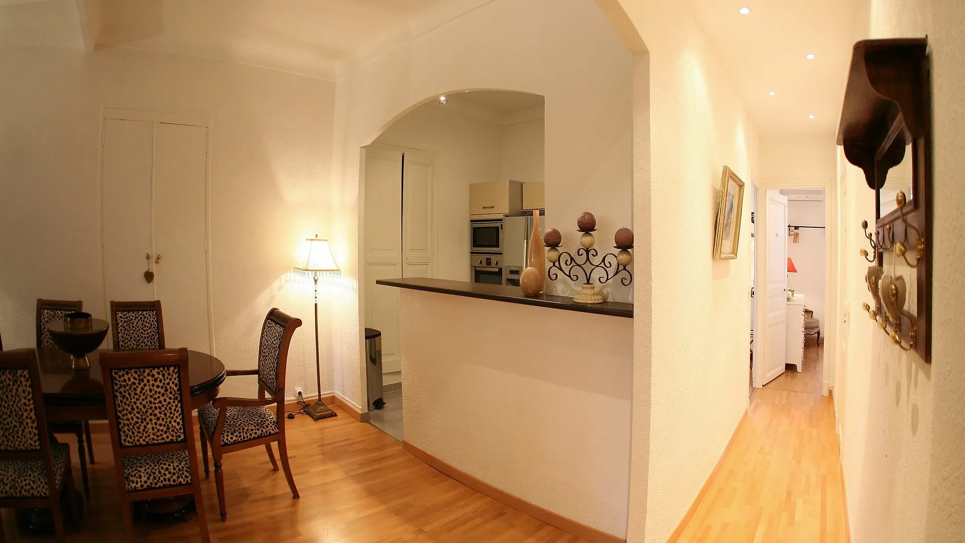 Helen Vagliano Apartment Cannes